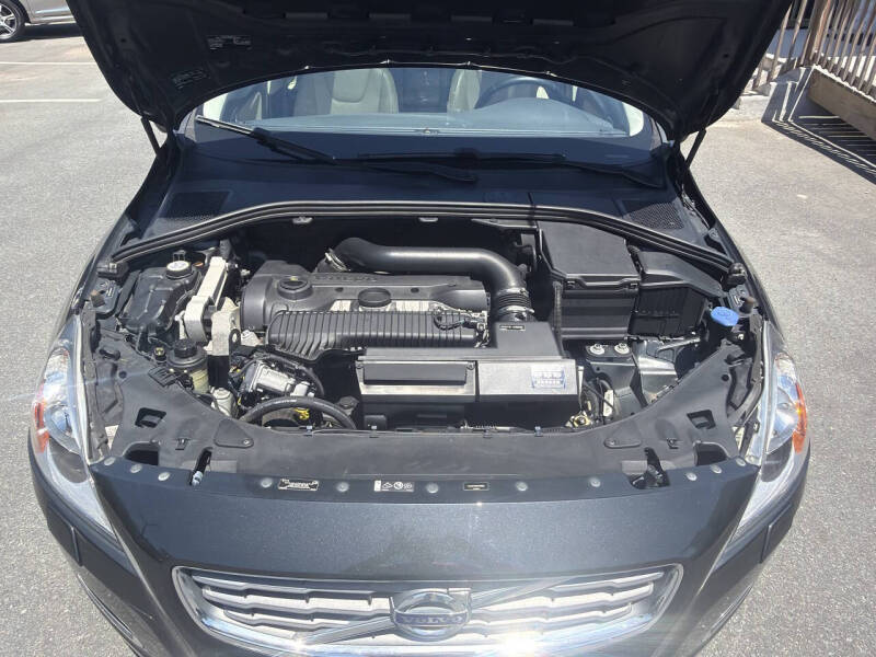 2013 Volvo S60 T5 Premier