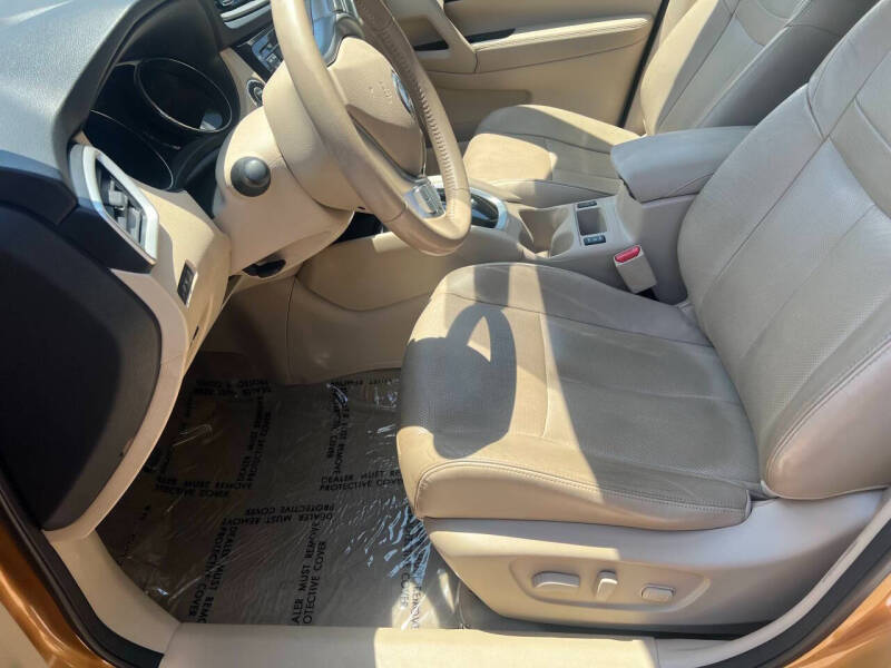 2014 Nissan Rogue SL