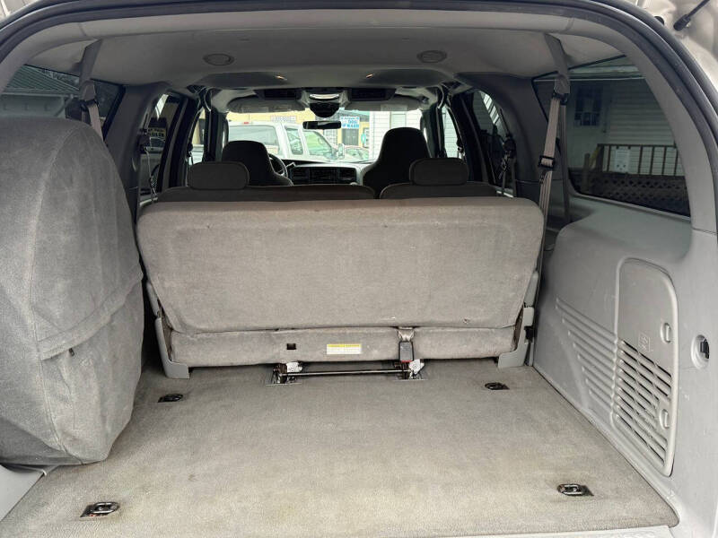 2005 Ford Excursion XLT