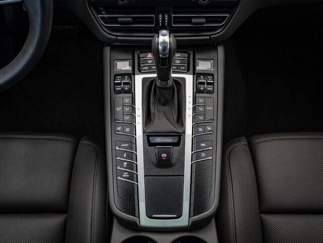 2019 Porsche Macan S