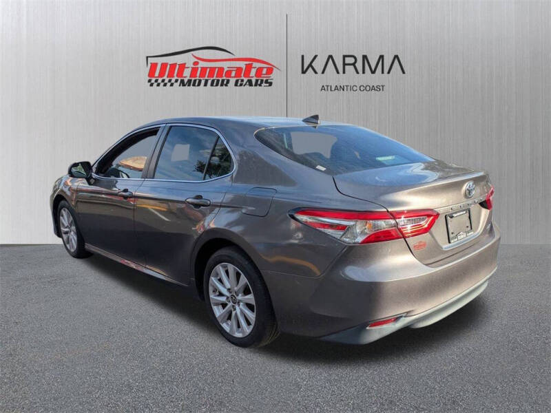 2019 Toyota Camry LE