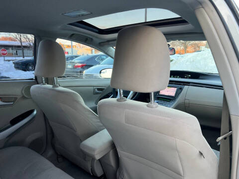 2010 Toyota Prius III