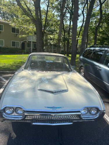 1962 Ford Thunderbird