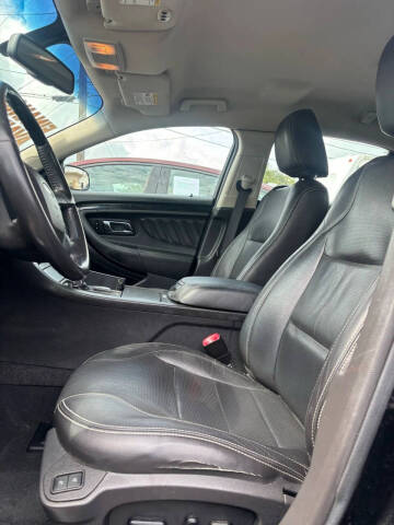 2011 Ford Taurus Limited