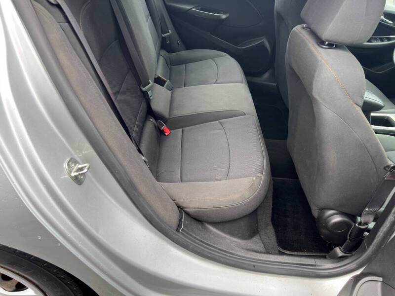 2017 Chevrolet Cruze LS Auto