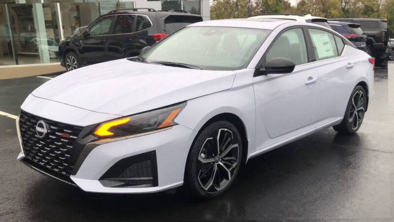 2025 Nissan Altima 2.5 SR