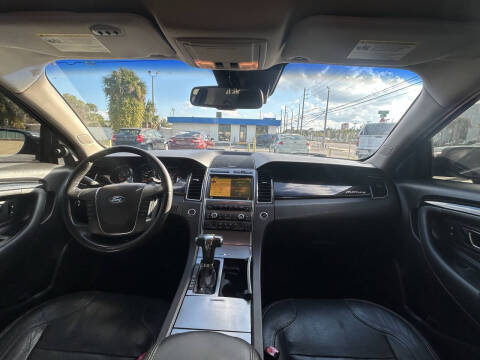 2010 Ford Taurus Limited