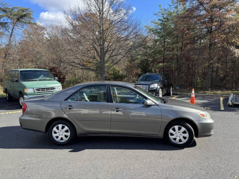 2004 Toyota Camry LE