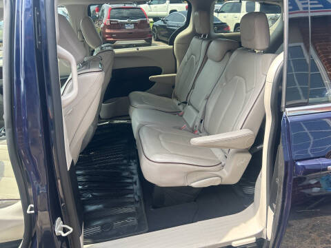 2017 Chrysler Pacifica Limited