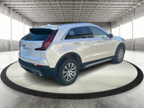 2022 Cadillac XT4 Premium Luxury