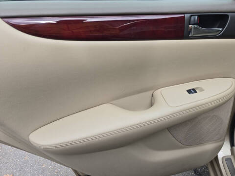 2004 Lexus ES 330