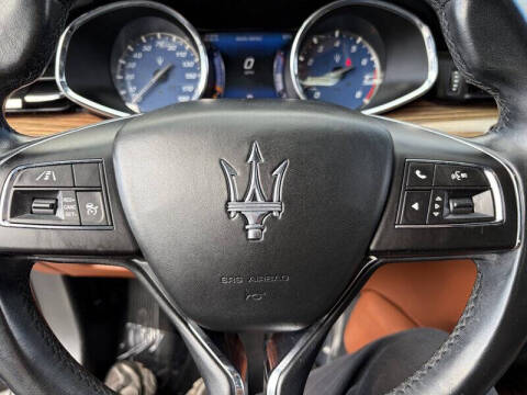 2017 Maserati Quattroporte S GranLusso