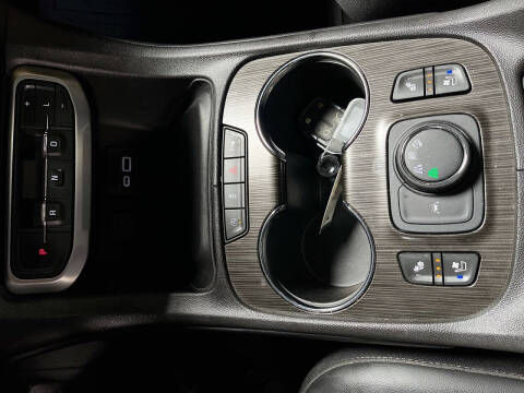 2022 GMC Acadia SLT