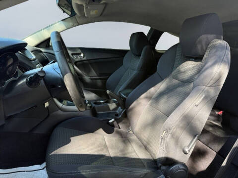 2011 Hyundai Genesis Coupe 2.0T