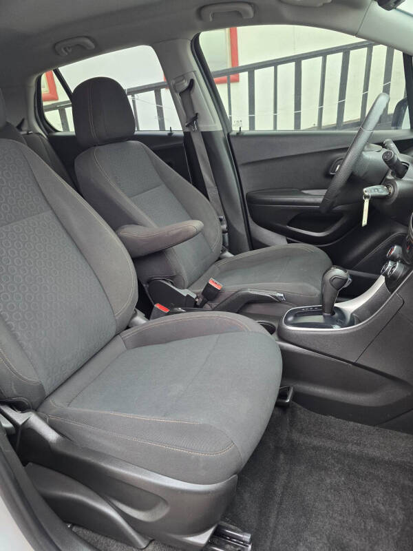 2022 Chevrolet Trax LS