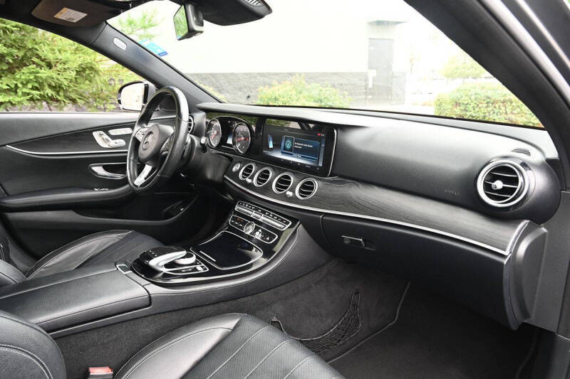 2017 Mercedes-Benz E-Class E 300 4MATIC