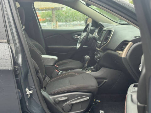 2017 Jeep Cherokee Latitude