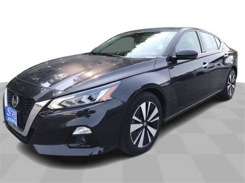 2019 Nissan Altima for sale at Strosnider Chevrolet in Hopewell VA