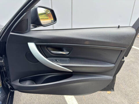 2017 BMW 3 Series 320i xDrive