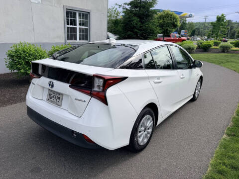 2021 Toyota Prius LE