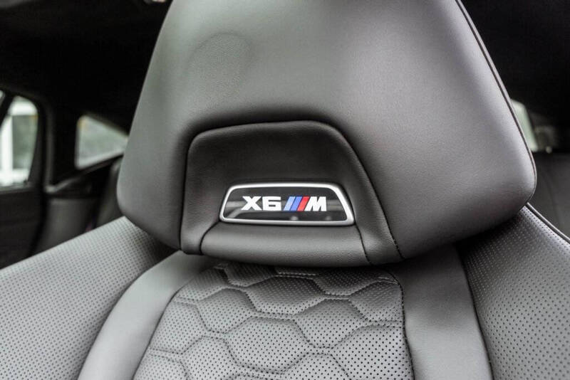 2023 BMW X6 M