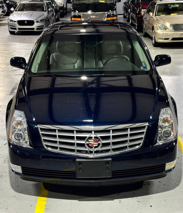 2009 Cadillac DTS Luxury 5-Passenger
