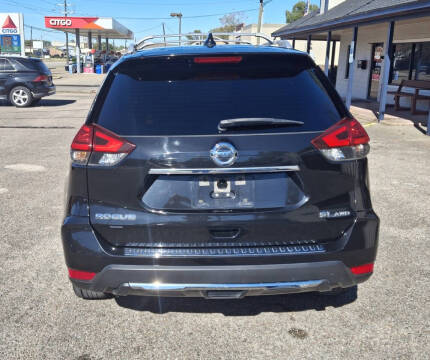 2017 Nissan Rogue SL