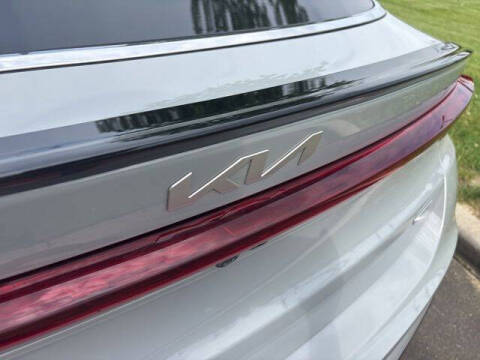 2023 Kia K5