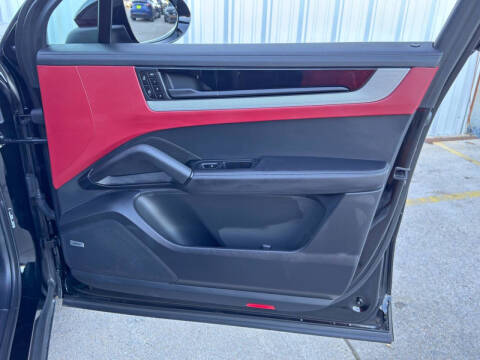 2024 Porsche Cayenne E-Hybrid