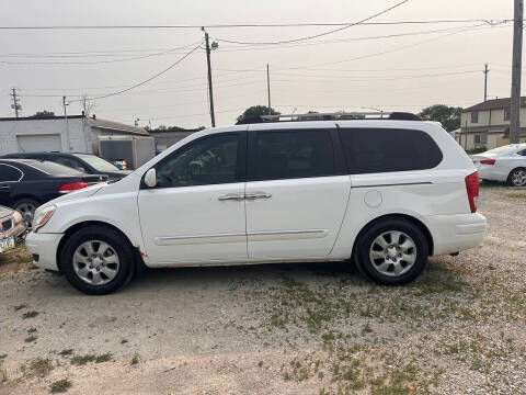 2008 Hyundai Entourage GLS