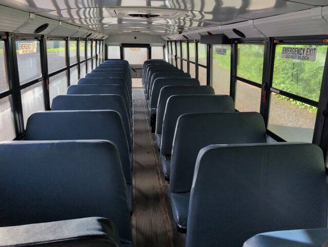 2019 Freightliner B2 Chassis