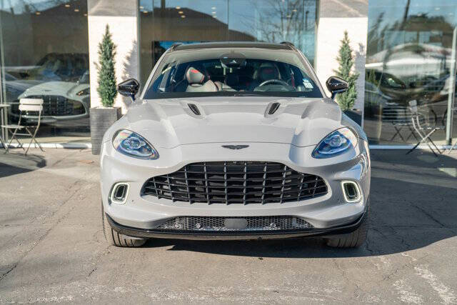 2021 Aston Martin DBX 8