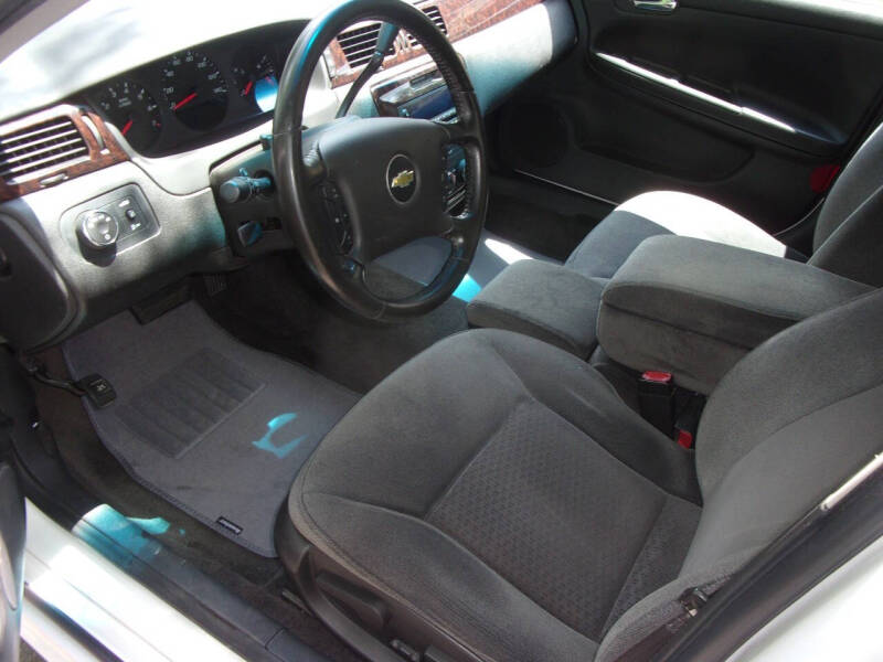 Image 6 of 2013 Chevrolet Impala LS