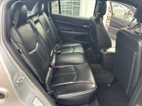 2012 Chrysler 200 Limited