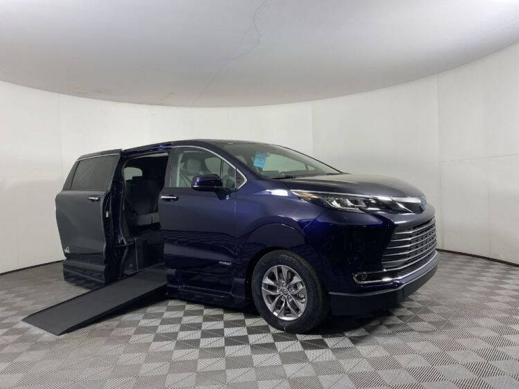 2021 Toyota Sienna
