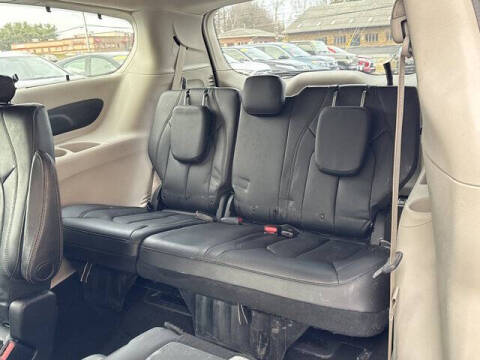 2019 Chrysler Pacifica Touring L