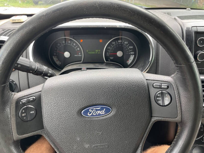 2008 Ford Explorer XLT