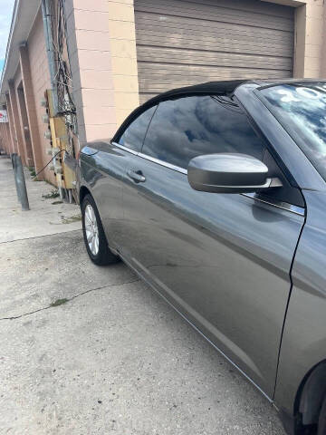 2013 Chrysler 200 Touring