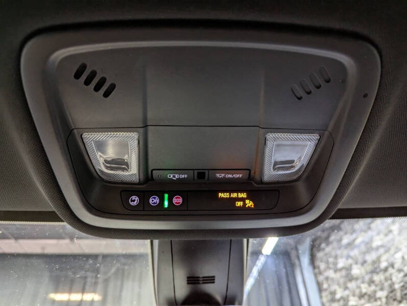 2022 Chevrolet Traverse LT