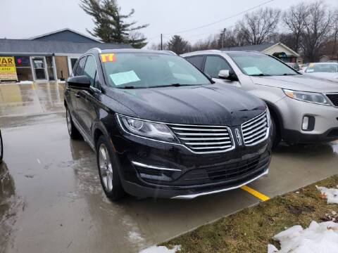 2017 Lincoln MKC for sale at Bowar & Son Auto LLC in Janesville WI