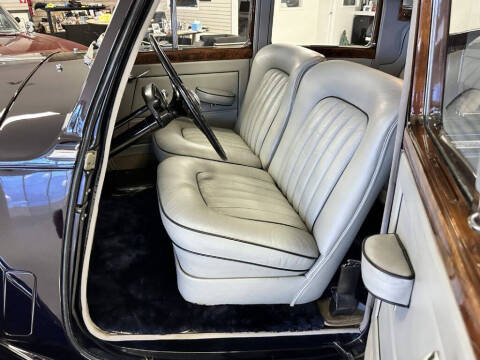 1954 Rolls-Royce Silver Dawn