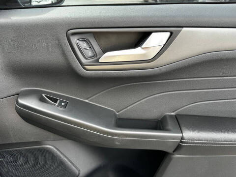 2023 Ford Escape Plug-In Hybrid