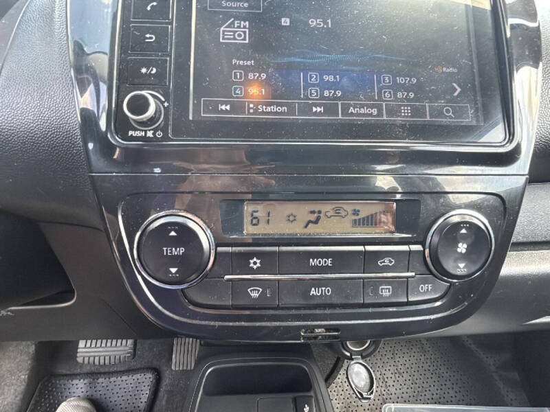 2022 Mitsubishi Mirage ES