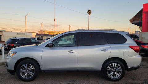 2019 Nissan Pathfinder SV