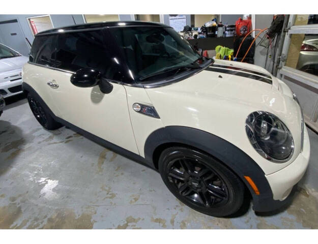 2013 MINI Hardtop for sale at Primary Auto Mall in Fort Myers, FL