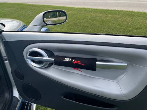 2004 Chevrolet SSR LS