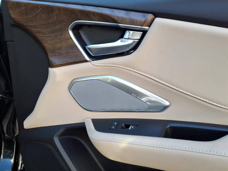 2023 Acura RDX SH-AWD w/Advance