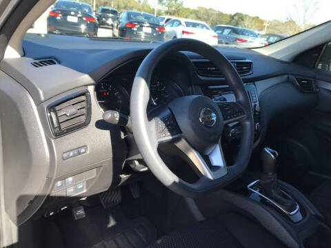 2022 Nissan Rogue Sport S