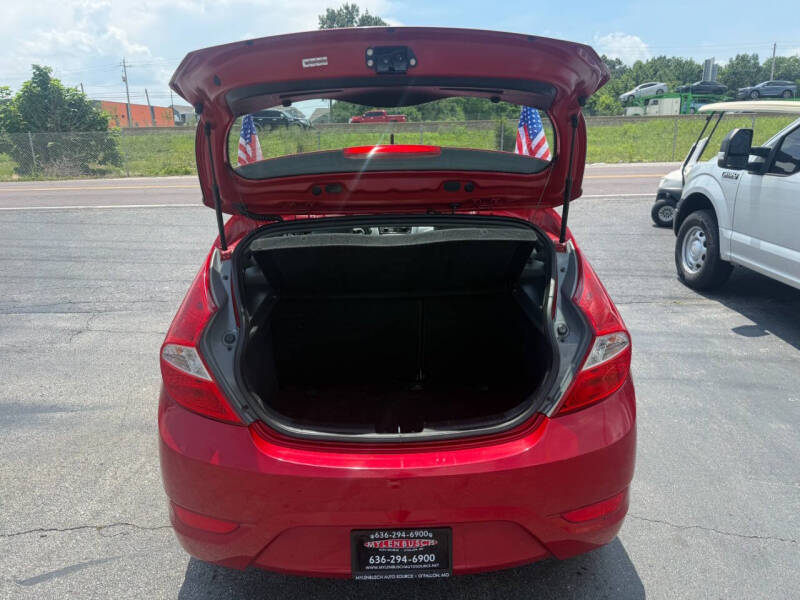 2014 Hyundai Accent SE