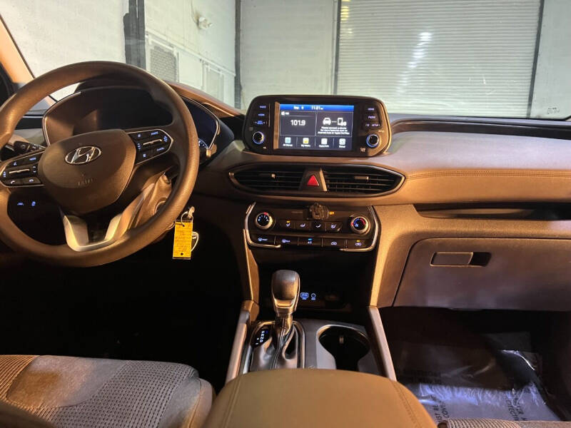 2019 Hyundai Santa Fe SE 2.4L
